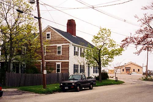 Loading 82K - The Foot of Main Street